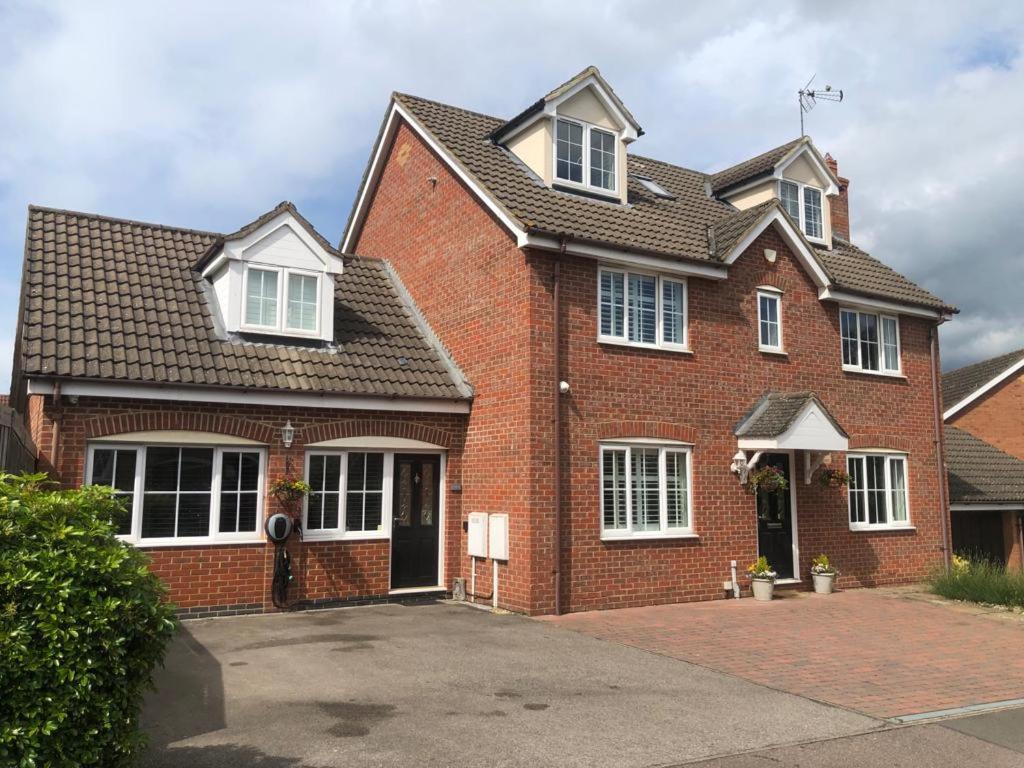 Dease Manor Appartamento Higham Ferrers Esterno foto