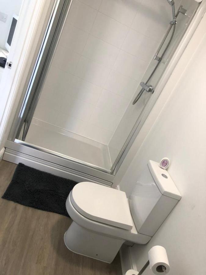 Dease Manor Appartamento Higham Ferrers Esterno foto