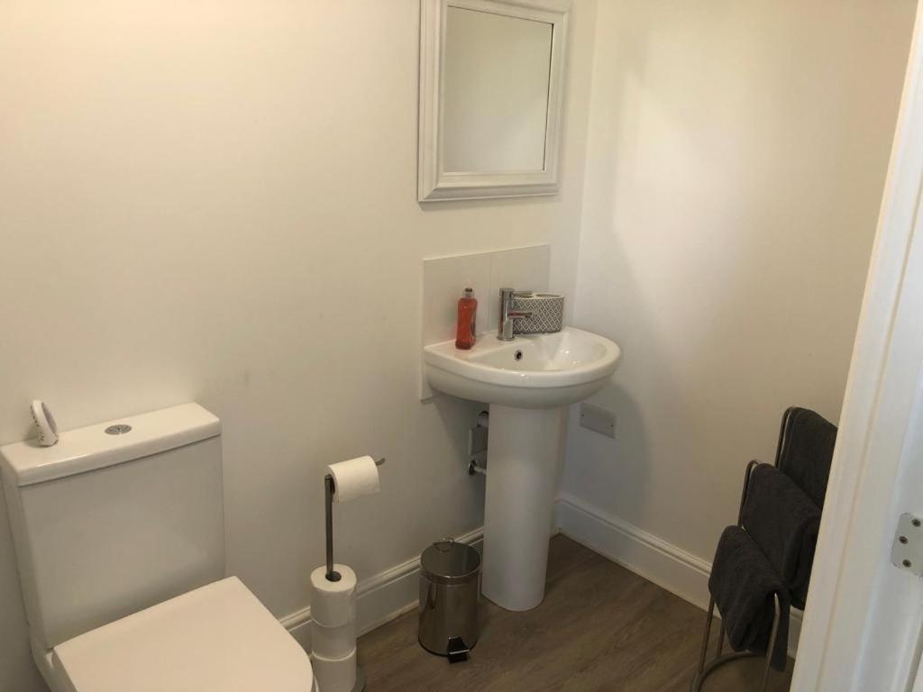 Dease Manor Appartamento Higham Ferrers Esterno foto