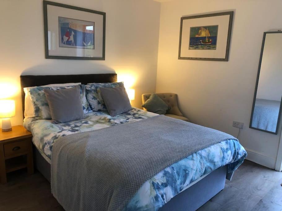 Dease Manor Appartamento Higham Ferrers Esterno foto