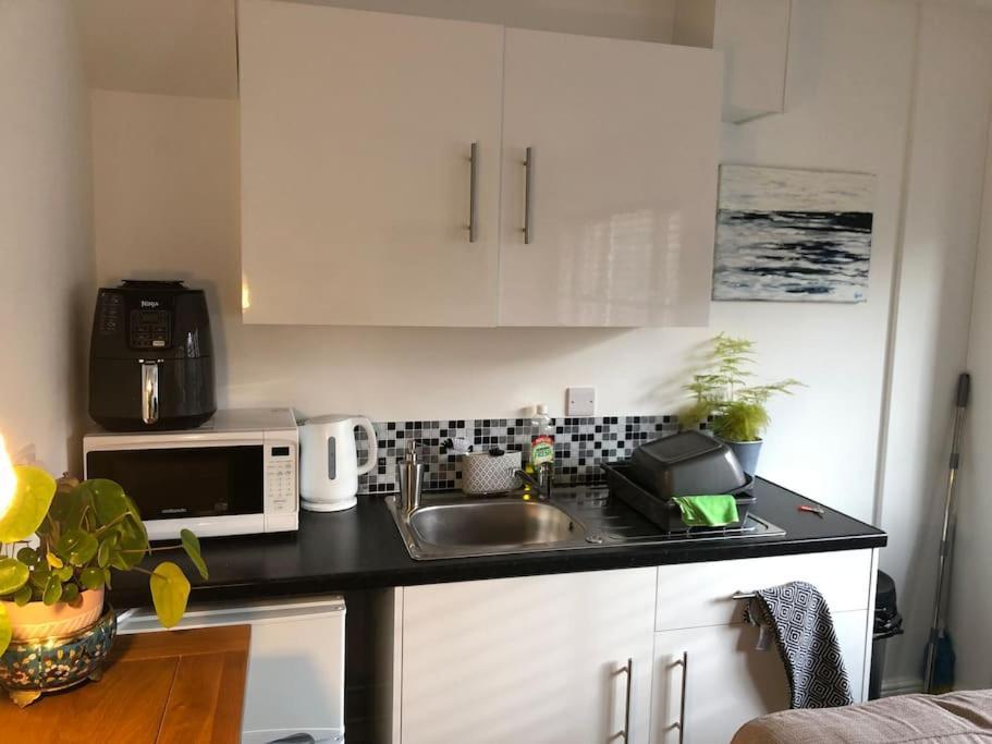 Dease Manor Appartamento Higham Ferrers Esterno foto