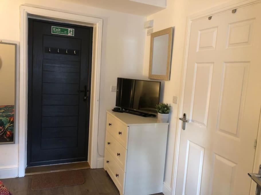 Dease Manor Appartamento Higham Ferrers Esterno foto
