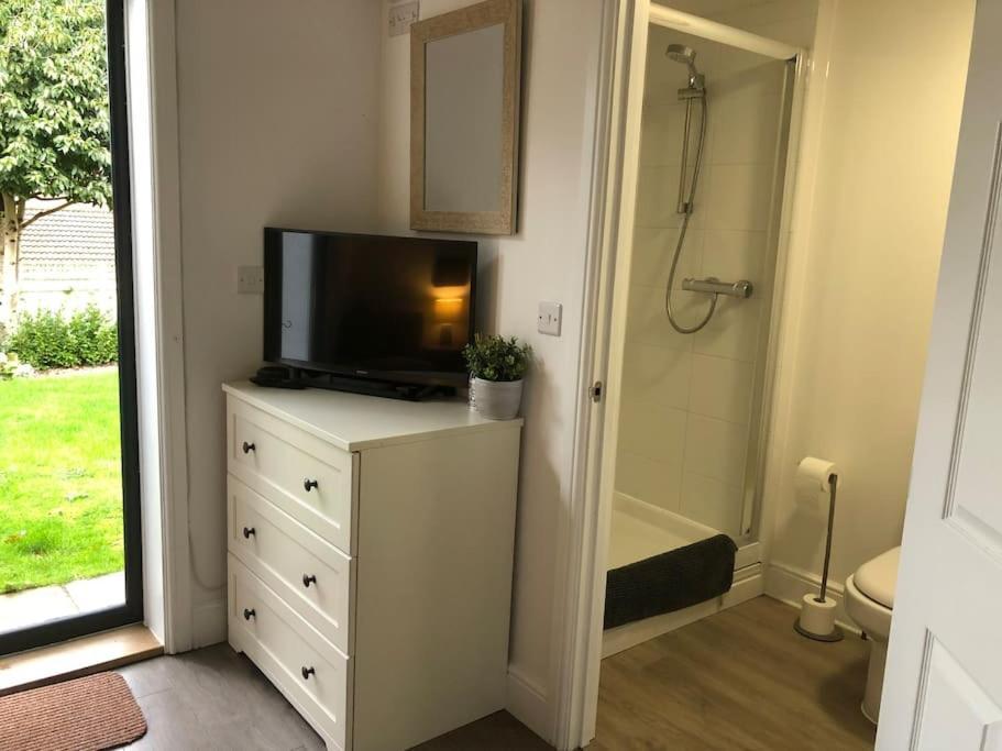 Dease Manor Appartamento Higham Ferrers Esterno foto
